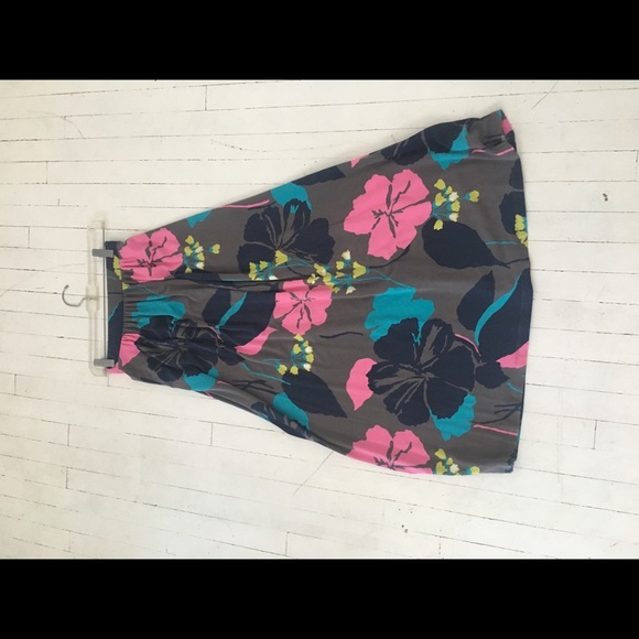 Boden Dresses & Skirts - Boden maxi skirt
